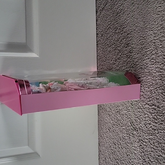 Little Bo Peep Barbie - Picture 4 of 8